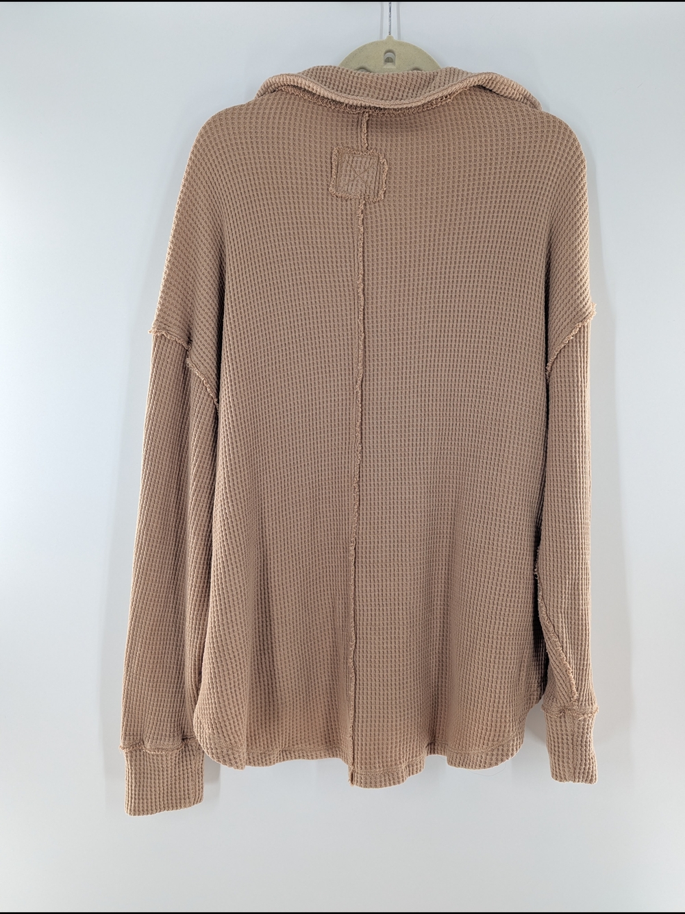 Aerie Waffle Knit Oversized Henley Sweater Tan Taupe Raw Hem Large Loungewear - Picture 2 of 8